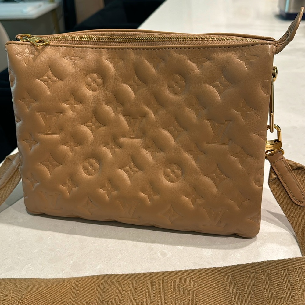 Chic Louis Vuitton Coussin PM crossbody purse